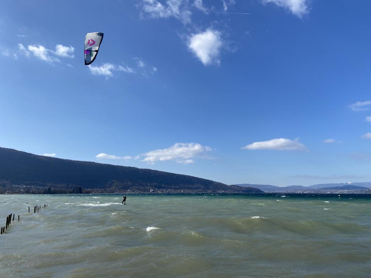 La Maison Du Port, Une Exclusivite Lla Selections By Location Lac Annecy Сен-Жорьо Экстерьер фото