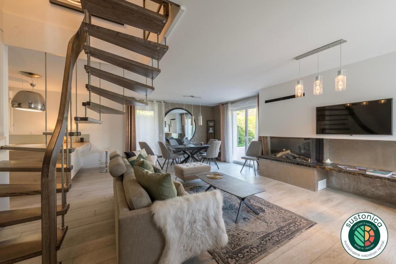 La Maison Du Port, Une Exclusivite Lla Selections By Location Lac Annecy Сен-Жорьо Экстерьер фото