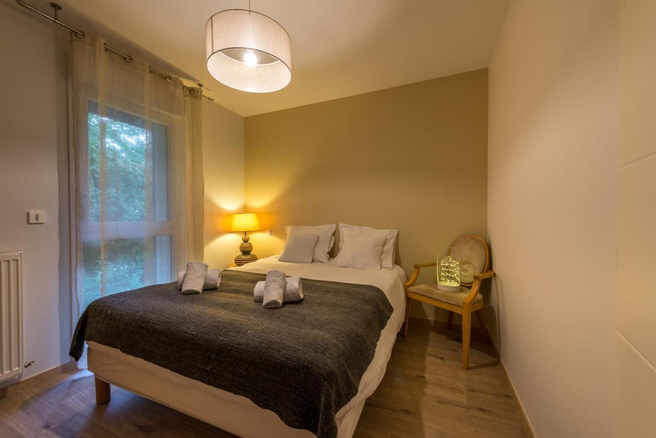 La Maison Du Port, Une Exclusivite Lla Selections By Location Lac Annecy Сен-Жорьо Экстерьер фото