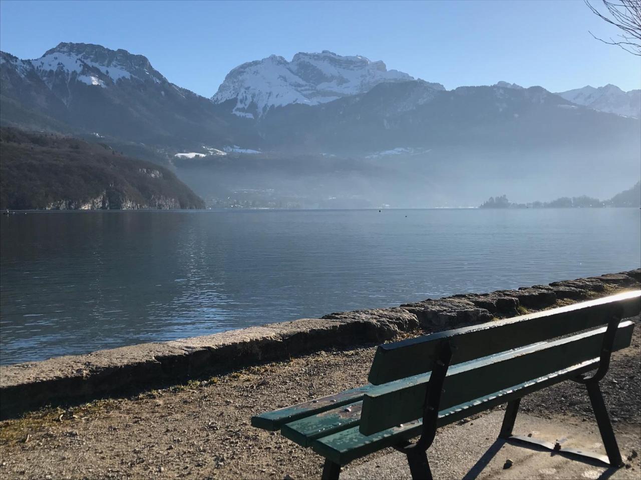 La Maison Du Port, Une Exclusivite Lla Selections By Location Lac Annecy Сен-Жорьо Экстерьер фото