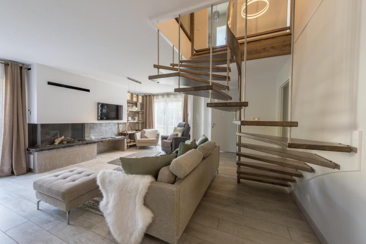 La Maison Du Port, Une Exclusivite Lla Selections By Location Lac Annecy Сен-Жорьо Экстерьер фото